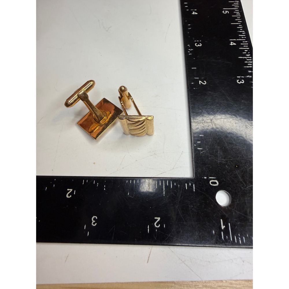 Pioneer Gold Tone Rectangular Textured Diagonal Ribbed Toggle Back Cufflinks - Picture 2 of 4